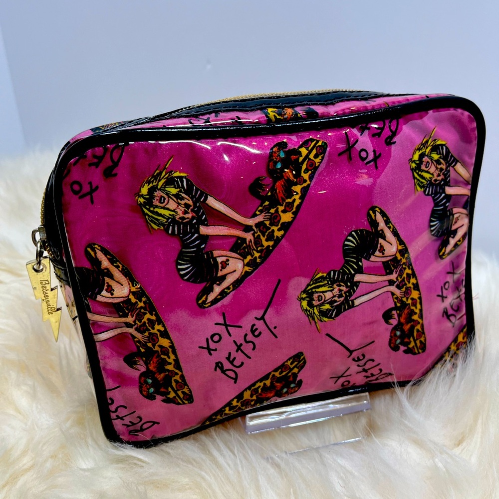 Betsyville Betsy Johnson Rare! Vintage Cosmetic Vinyl Bag ( 7x4x2) Surfing Dog